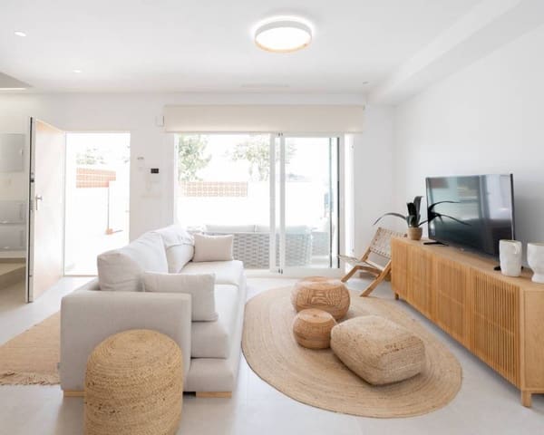 3 makuuhuone Huvila myytävänä paikassa Pilar de la Horadada ciudad, Pilar de la Horadada mukana uima-altaan - 469 000 € (Ref: 7596327)