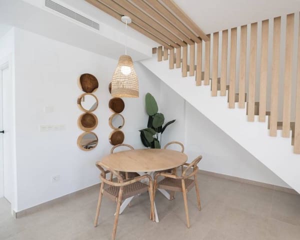 3 makuuhuone Huvila myytävänä paikassa Pilar de la Horadada ciudad, Pilar de la Horadada mukana uima-altaan - 469 000 € (Ref: 7596327)