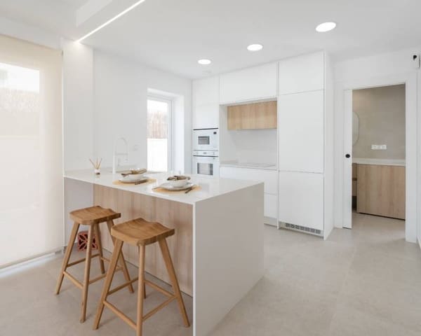 3 makuuhuone Huvila myytävänä paikassa Pilar de la Horadada ciudad, Pilar de la Horadada mukana uima-altaan - 469 000 € (Ref: 7596327)