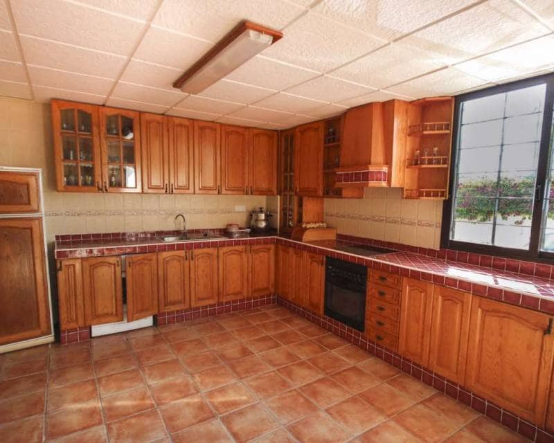 5 soveværelse Villa til salg i Benidorm med swimmingpool garage - € 1.300.000 (Ref: 7642558)