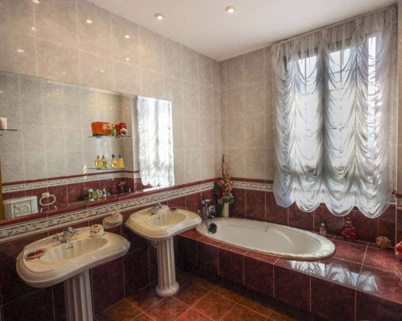 5 soveværelse Villa til salg i Benidorm med swimmingpool garage - € 1.300.000 (Ref: 7642558)