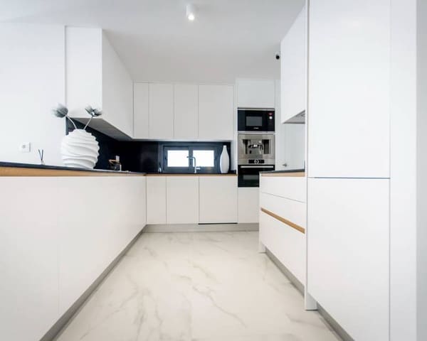 3 bedroom Villa for sale in San Miguel de Salinas with pool garage - € 630,000 (Ref: 7678132)