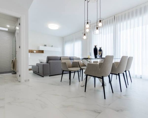 3 Zimmer Villa zu verkaufen in San Miguel de Salinas mit Pool Garage - 630.000 € (Ref: 7678132)