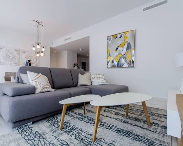 3 Zimmer Villa zu verkaufen in San Miguel de Salinas mit Pool Garage - 630.000 € (Ref: 7678132)