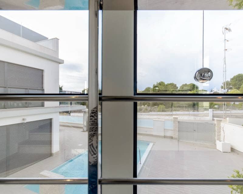 Chalet de 3 habitaciones en San Miguel de Salinas en venta con piscina garaje - 1.250.000 € (Ref: 7678134)