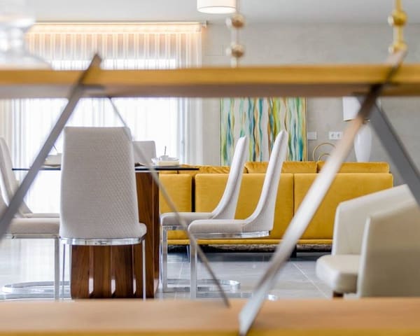 Chalet de 3 habitaciones en San Miguel de Salinas en venta con piscina garaje - 1.250.000 € (Ref: 7678134)