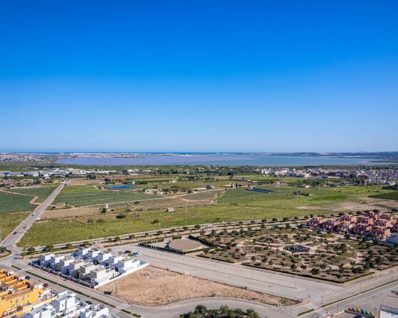 3 slaapkamer Villa te koop in Los Montesinos met zwembad garage - € 465.000 (Ref: 7686679)