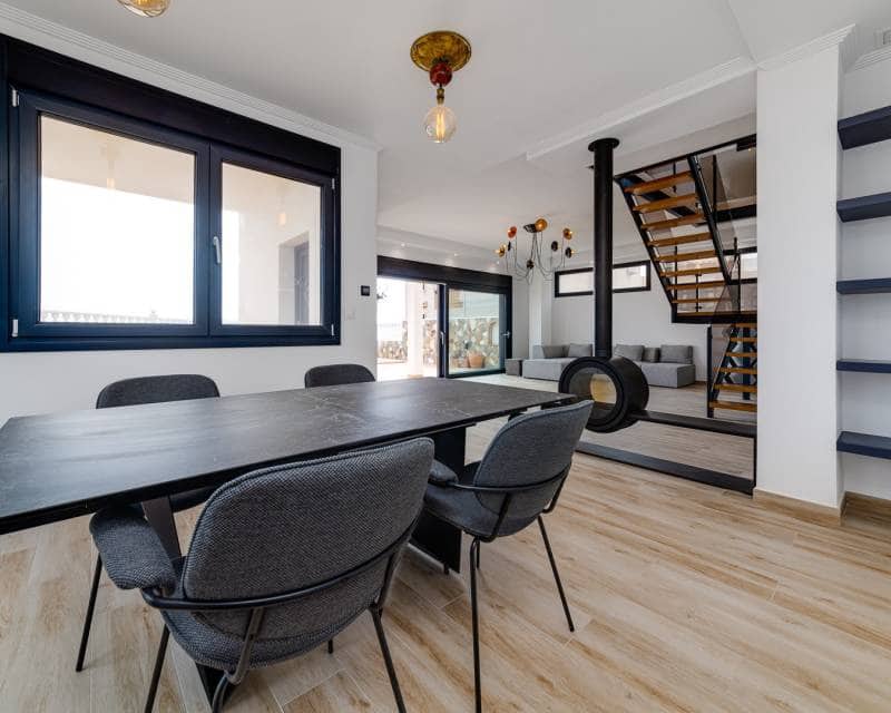 4 quarto Moradia para venda em La Mata com piscina garagem - 990 000 € (Ref: 7693707)