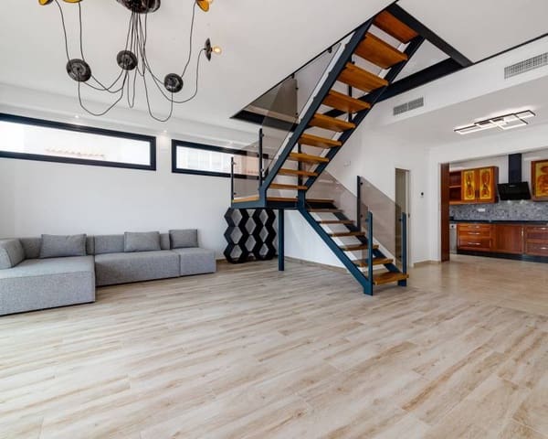 4 chambre Villa/Maison à vendre à La Mata, Torrevieja avec piscine garage - 990 000 € (Ref: 7693707)