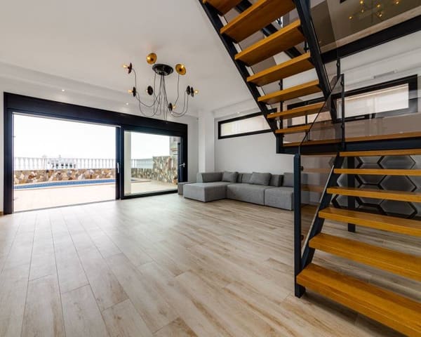 4 chambre Villa/Maison à vendre à La Mata, Torrevieja avec piscine garage - 990 000 € (Ref: 7693707)