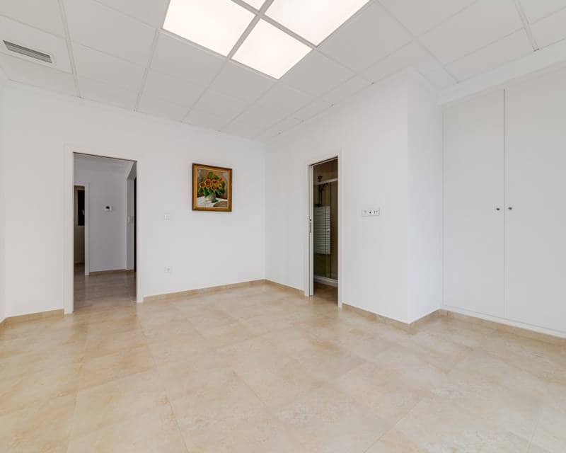 4 quarto Moradia para venda em La Mata com piscina garagem - 990 000 € (Ref: 7693707)