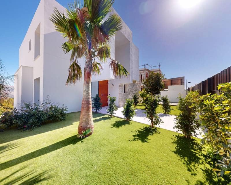 3 bedroom Villa for sale in Polop with pool - € 860,000 (Ref: 7702156)