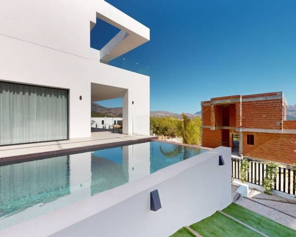 3 slaapkamer Villa te koop in Polop met zwembad - € 860.000 (Ref: 7702156)