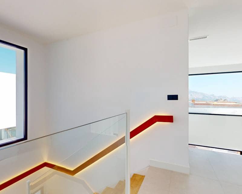 3 bedroom Villa for sale in Polop with pool - € 860,000 (Ref: 7702156)