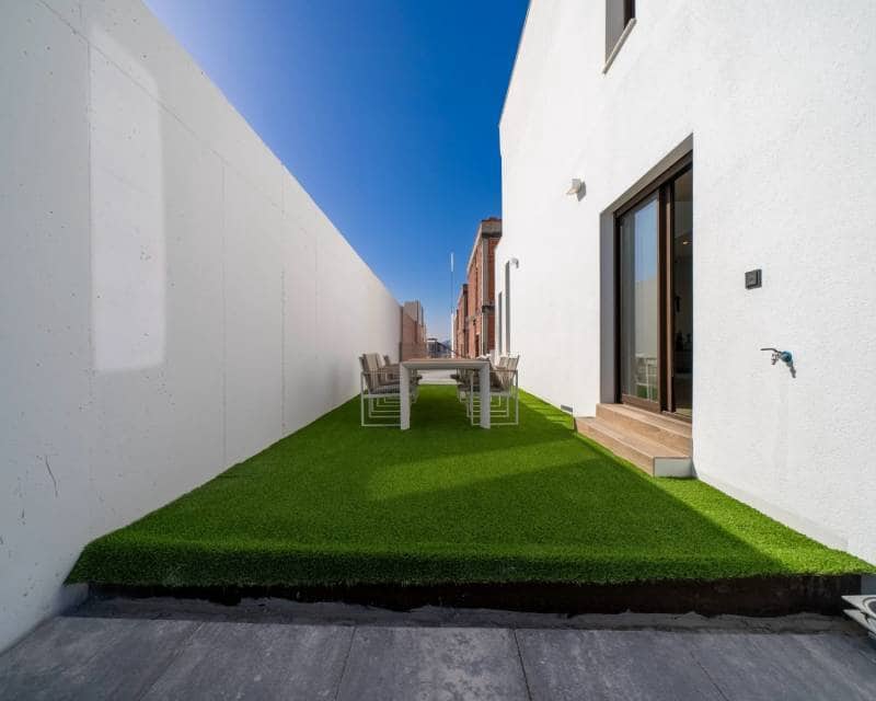 3 bedroom Villa for sale in Finestrat with pool - € 588,000 (Ref: 7715480)