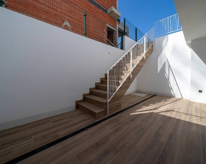 3 bedroom Villa for sale in Finestrat with pool - € 588,000 (Ref: 7715480)