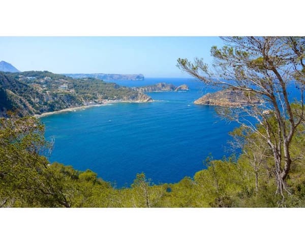 3 sypialnia Willa na sprzedaż w Benitachell / Benitatxell z basenem garażem - 945 000 € (Ref: 7761478)