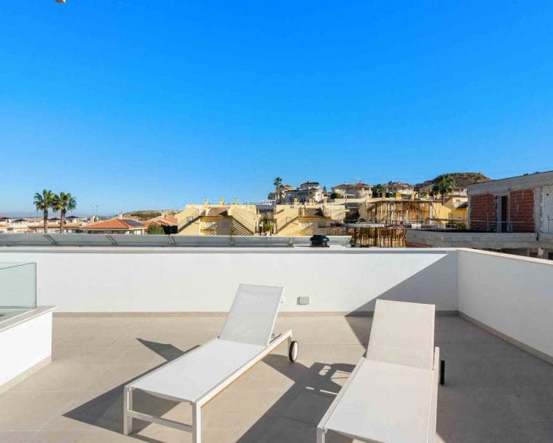 3 bedroom Villa for sale in Rojales with pool garage - € 549,000 (Ref: 7763660)