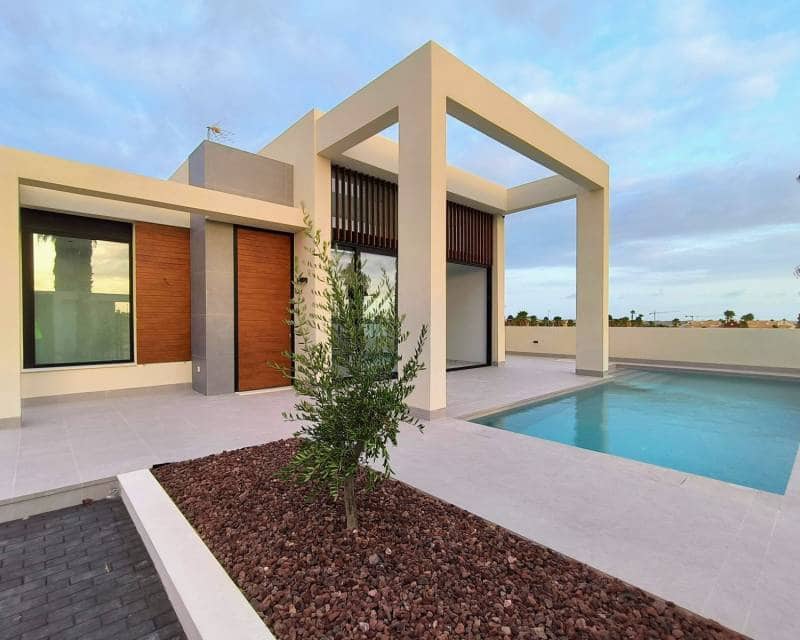 3 bedroom Villa for sale in Ciudad Quesada with pool garage - € 719,000 (Ref: 7771325)