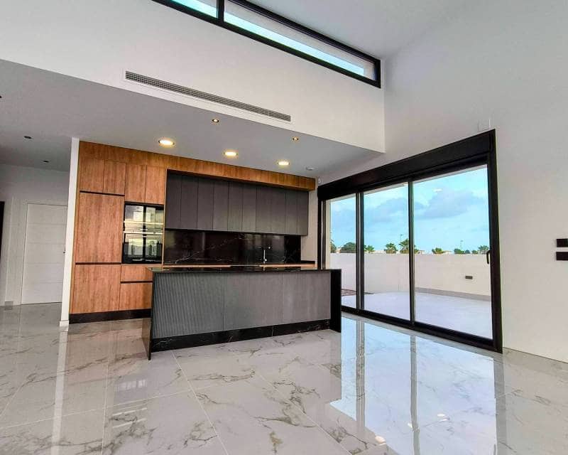 3 bedroom Villa for sale in Ciudad Quesada with pool garage - € 719,000 (Ref: 7771325)