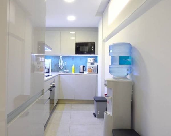 4 bedroom Semi-detached Villa for sale in Platja Vila Joiosa - Platja de Torres, La Villajoyosa / Vila Joiosa with pool garage - € 560,000 (Ref: 7787497)