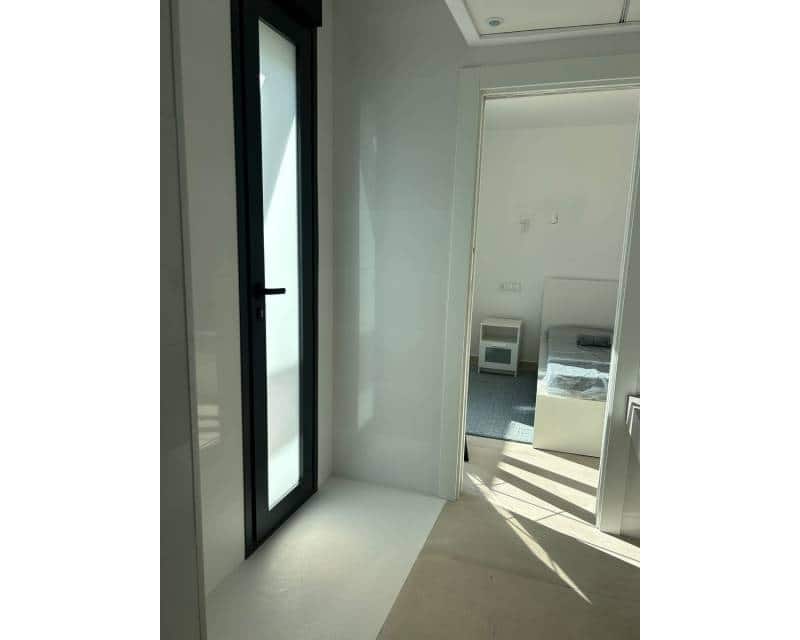 3 slaapkamer Villa te koop in El Campello met zwembad garage - € 710.000 (Ref: 7787498)