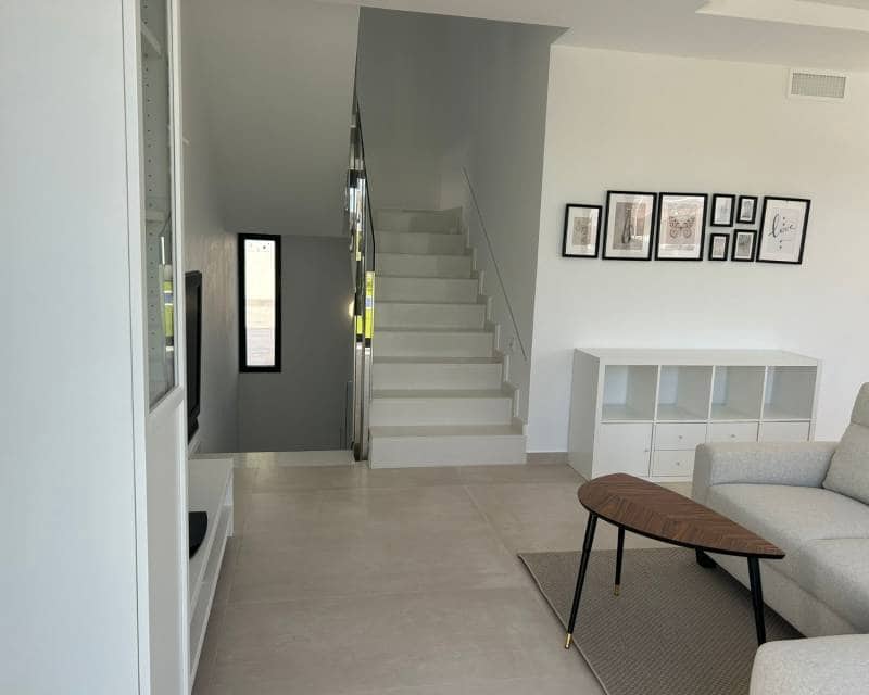 3 slaapkamer Villa te koop in El Campello met zwembad garage - € 710.000 (Ref: 7787498)