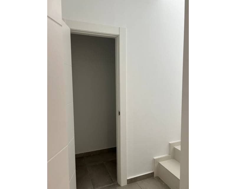 3 slaapkamer Villa te koop in El Campello met zwembad garage - € 710.000 (Ref: 7787498)