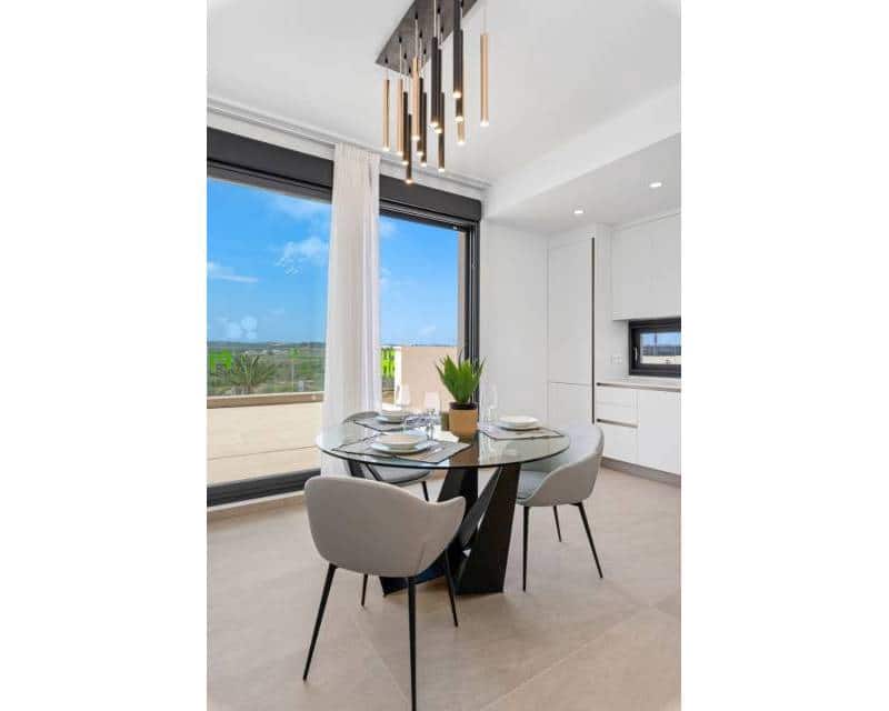 3 makuuhuone Huvila myytävänä paikassa Dehesa de Campoamor mukana uima-altaan 
autotalli - 975 000 € (Ref: 7811469)