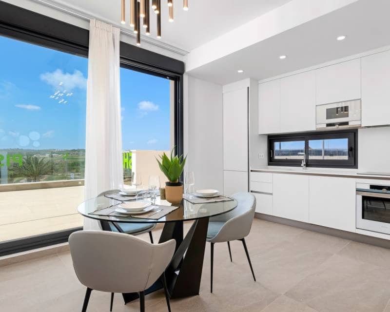 3 makuuhuone Huvila myytävänä paikassa Dehesa de Campoamor mukana uima-altaan 
autotalli - 975 000 € (Ref: 7811469)