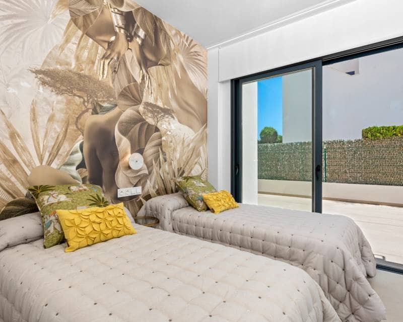 3 makuuhuone Huvila myytävänä paikassa Dehesa de Campoamor mukana uima-altaan 
autotalli - 975 000 € (Ref: 7811469)