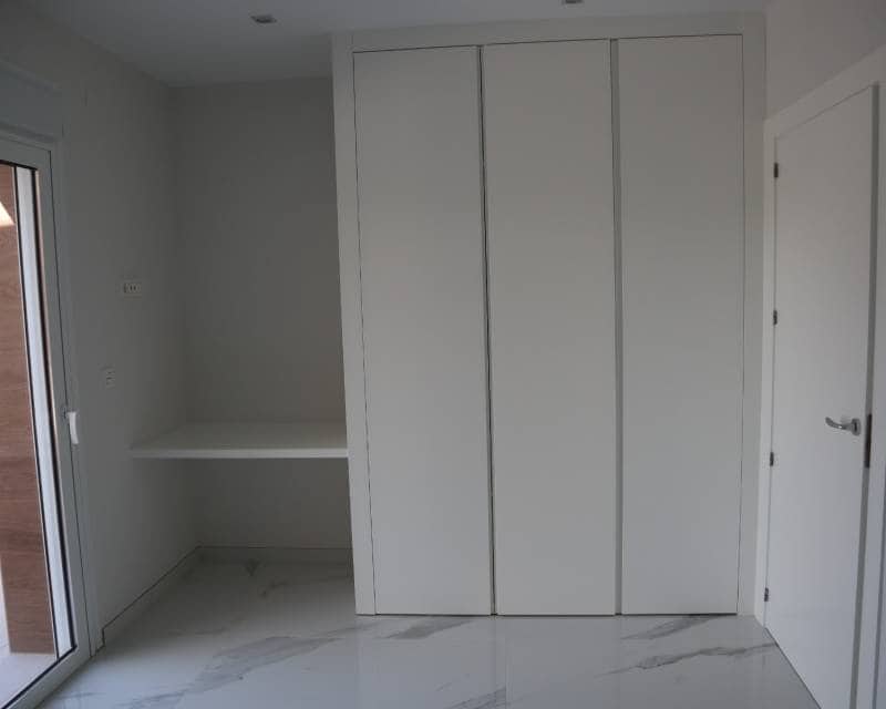 3 chambre Villa/Maison à vendre à La Romana avec piscine - 320 000 € (Ref: 7818211)