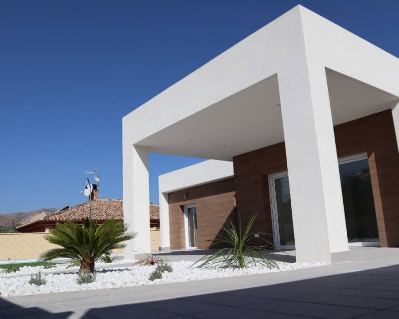 3 chambre Villa/Maison à vendre à La Romana avec piscine - 320 000 € (Ref: 7818211)