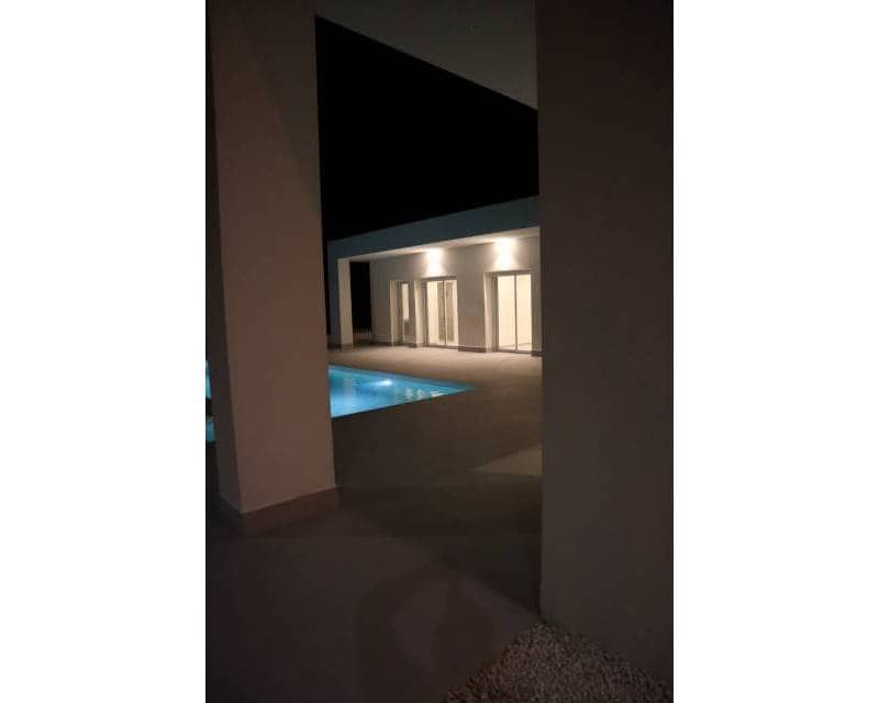 3 Zimmer Villa zu verkaufen in La Romana mit Pool - 360.000 € (Ref: 7824564)