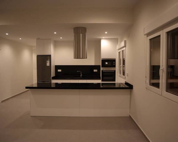 3 Zimmer Villa zu verkaufen in La Romana mit Pool - 360.000 € (Ref: 7824564)