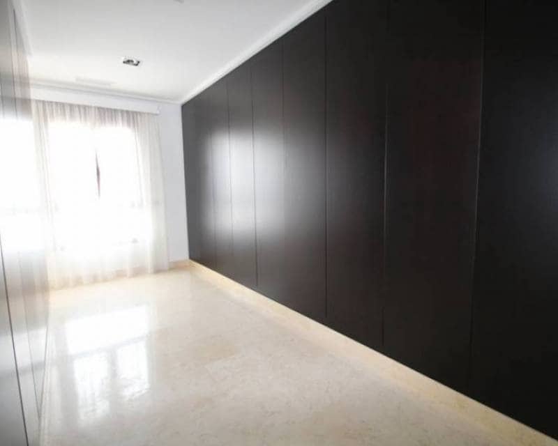 5 soveværelse Villa til salg i Cabo Roig med swimmingpool - € 1.995.000 (Ref: 7828083)