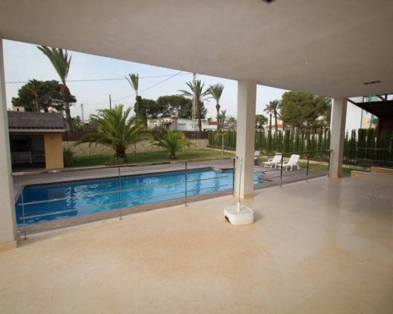 5 soveværelse Villa til salg i Cabo Roig med swimmingpool - € 1.995.000 (Ref: 7828083)
