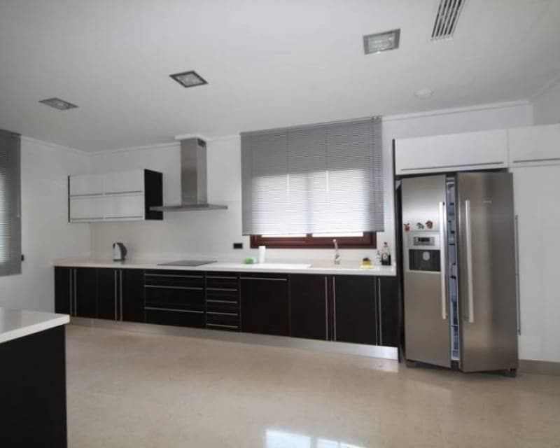 5 soveværelse Villa til salg i Cabo Roig med swimmingpool - € 1.995.000 (Ref: 7828083)