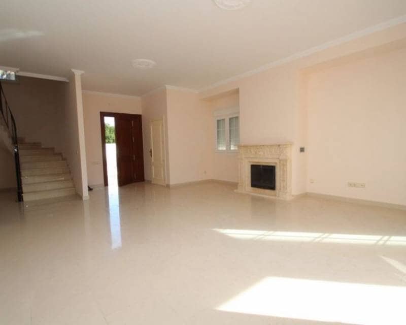 4 bedroom Villa for sale in Cabo Roig with pool - € 910,000 (Ref: 7836619)