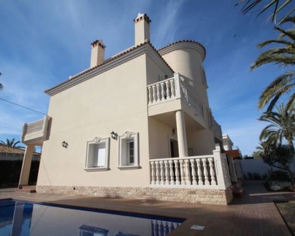 4 slaapkamer Villa te koop in Cabo Roig, Orihuela met zwembad - € 910.000 (Ref: 7836619)