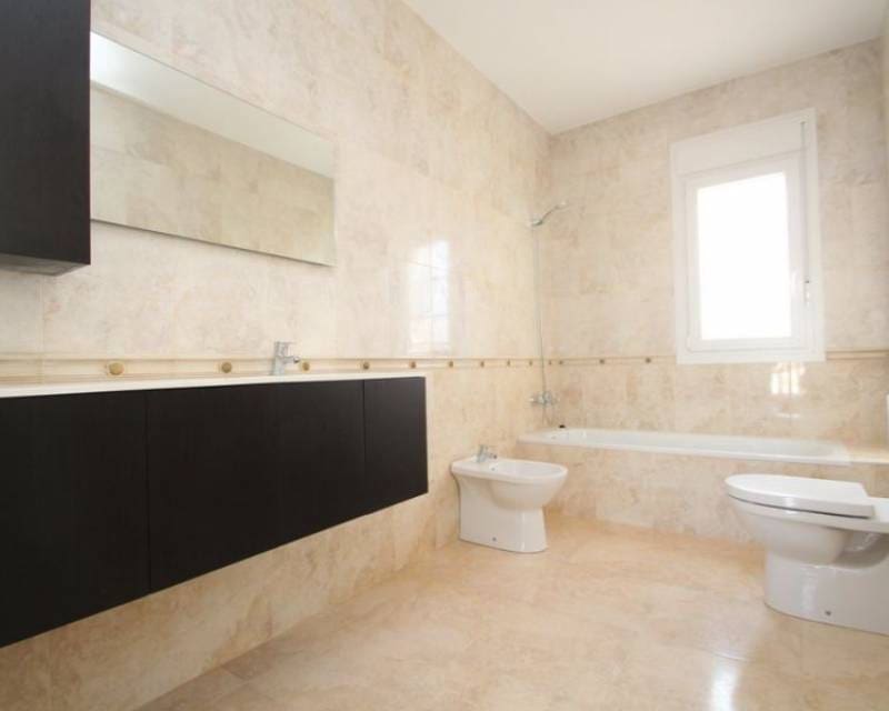 4 bedroom Villa for sale in Cabo Roig with pool - € 910,000 (Ref: 7836619)