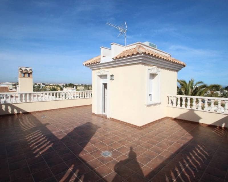 4 bedroom Villa for sale in Cabo Roig with pool - € 910,000 (Ref: 7836619)