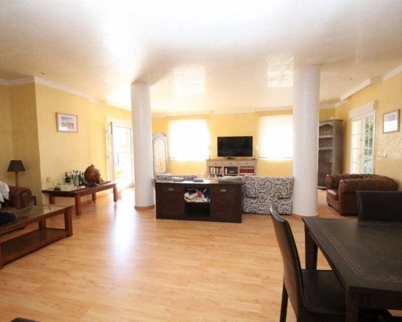 5 soverom Villa til salgs i Cabo Roig med svømmebasseng - € 1 250 000 (Ref: 7838753)