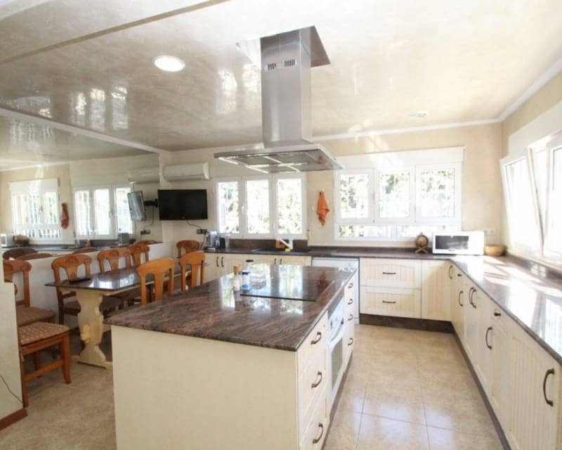 5 soverom Villa til salgs i Cabo Roig med svømmebasseng - € 1 250 000 (Ref: 7838753)