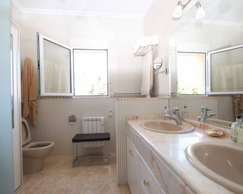 5 soverom Villa til salgs i Cabo Roig med svømmebasseng - € 1 250 000 (Ref: 7838753)