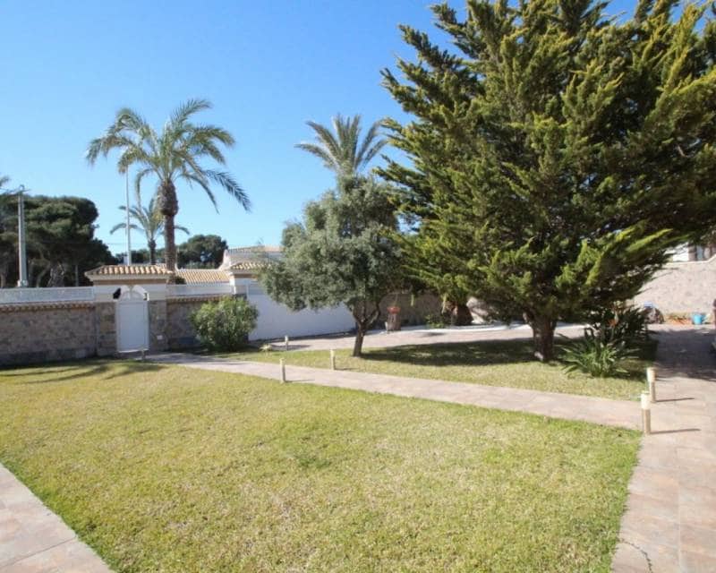 5 soverom Villa til salgs i Cabo Roig med svømmebasseng - € 1 250 000 (Ref: 7838753)