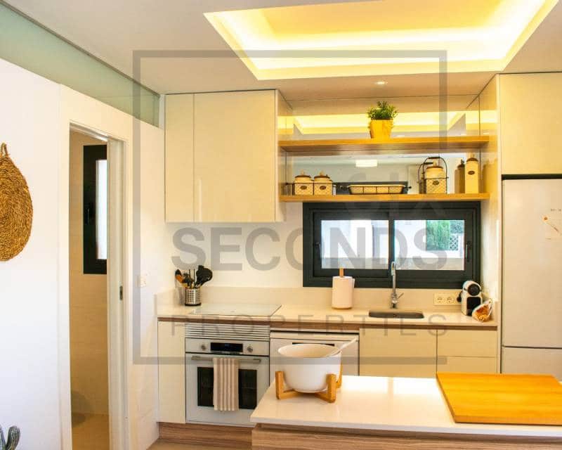 2 soveværelse Rækkehus til salg i Ciudad Quesada med swimmingpool - € 336.000 (Ref: 7936592)