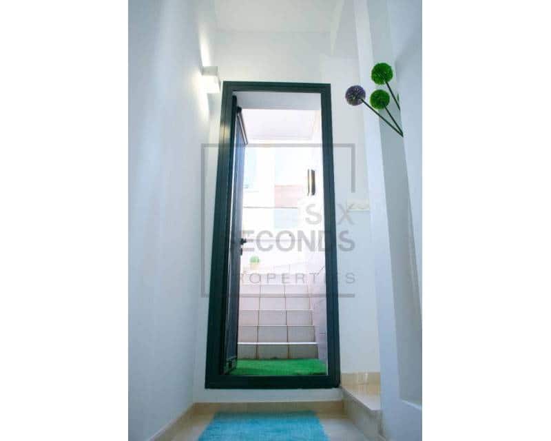 2 soveværelse Rækkehus til salg i Ciudad Quesada med swimmingpool - € 336.000 (Ref: 7936592)