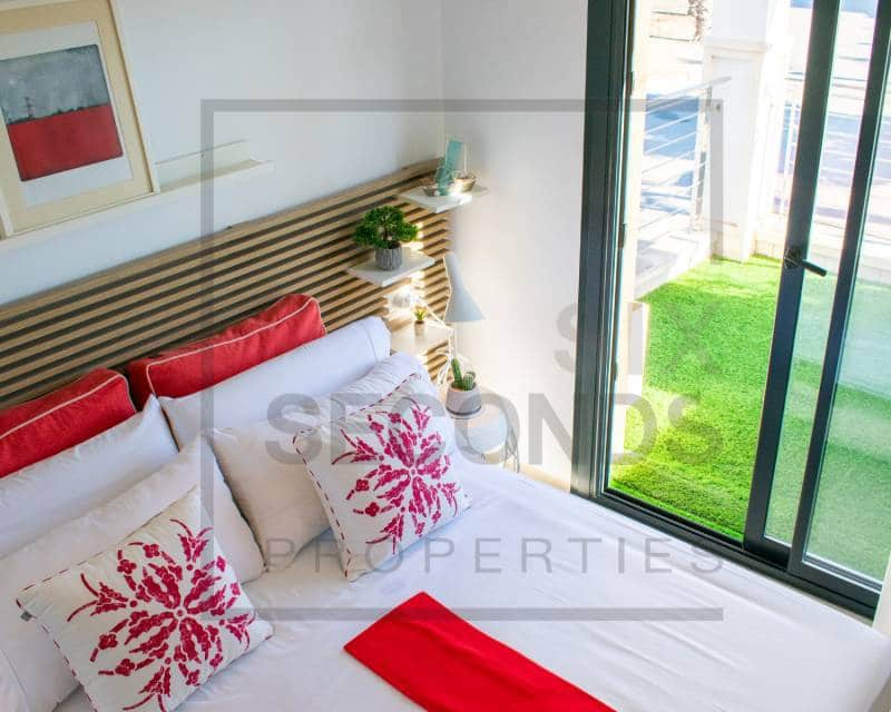 2 soveværelse Rækkehus til salg i Ciudad Quesada med swimmingpool - € 336.000 (Ref: 7936592)