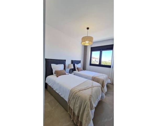 3 slaapkamer Villa te koop in San Pedro del Pinatar ciudad, San Pedro del Pinatar met zwembad garage - € 369.900 (Ref: 7990159)